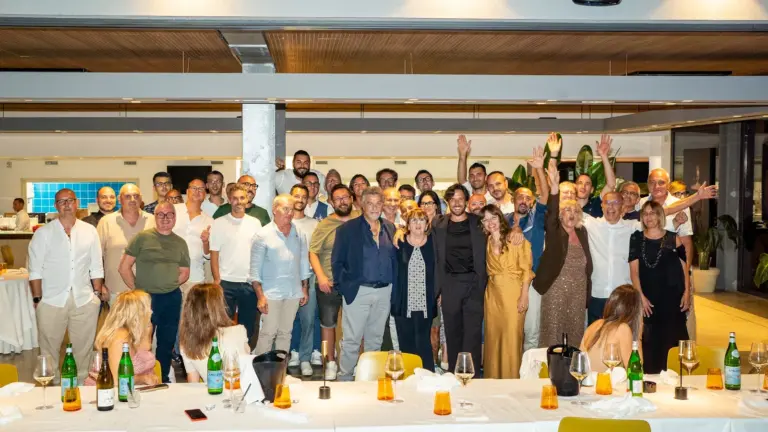 Foto di gruppo per i 50 anni di Sgolastra